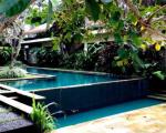 Swimming-pool