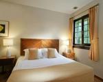 Macdonald Forest Hill Hotel   Spa / Apartments