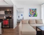 Elite Suites - Queen West Condo Offered By Short Term Stays