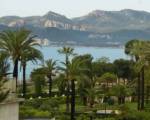 Studio In Cannes, With Wonderful Sea View, Enclosed Garden And Wifi -