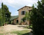 Beautiful private villa with WIFI, private pool, TV, pets allowed and parking, close to Arezzo