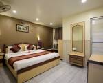 OYO 7445 Hotel Amritsar Residency