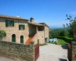 Wonderful private villa with WIFI, private pool, TV, pets allowed and parking, close to Arezzo