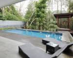 Pinus Villa 5 Bedrooms with a Private Pool