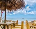 Lanta Palm Beach Resort