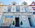 Ocean Bar & Hostel