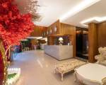 The White Hotel 8A Thai Van Lung