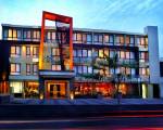 100 Sunset Hotel - CHSE Certified
