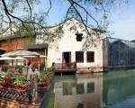 Wuzhen Waterside Resort