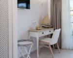White Pearls Luxury Suites - Adults Only