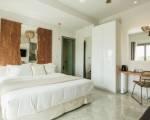 Blue Carpet Luxury Suites