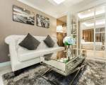 State Tower Silom By Haloth