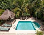 Casa Royal Palms by Playa Paradise